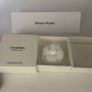 CHA ..NEL Camellia Paper Weight Aroma Stand stone Ceramic 6cm Limited Novelty